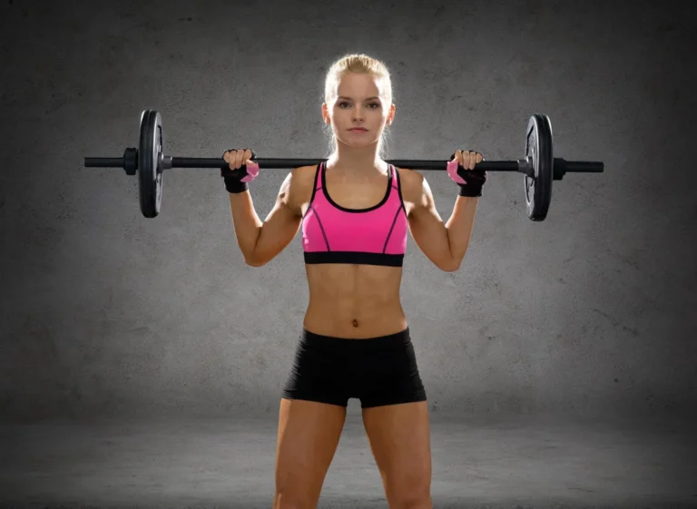 Healthy training choices — lifting weights versus cardio explained for women’s strength and wellness